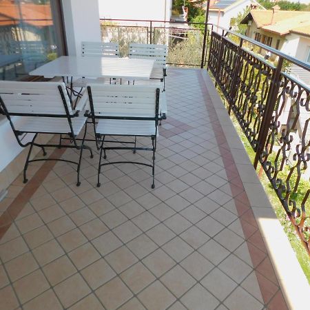 Apartma Mimoza Jagodje Exterior photo