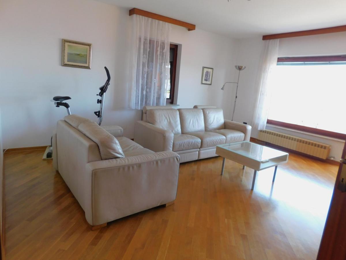 Apartma Mimoza Jagodje Exterior photo